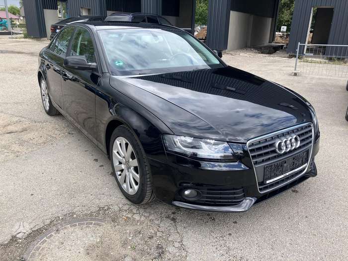 Audi A4, 2.7 l., sedanas