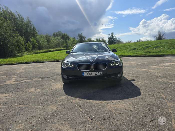BMW 520, 2.0 l., Седан