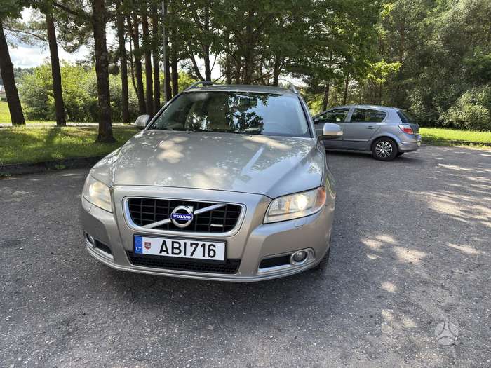 Volvo V70, 2.4 l., Универсал