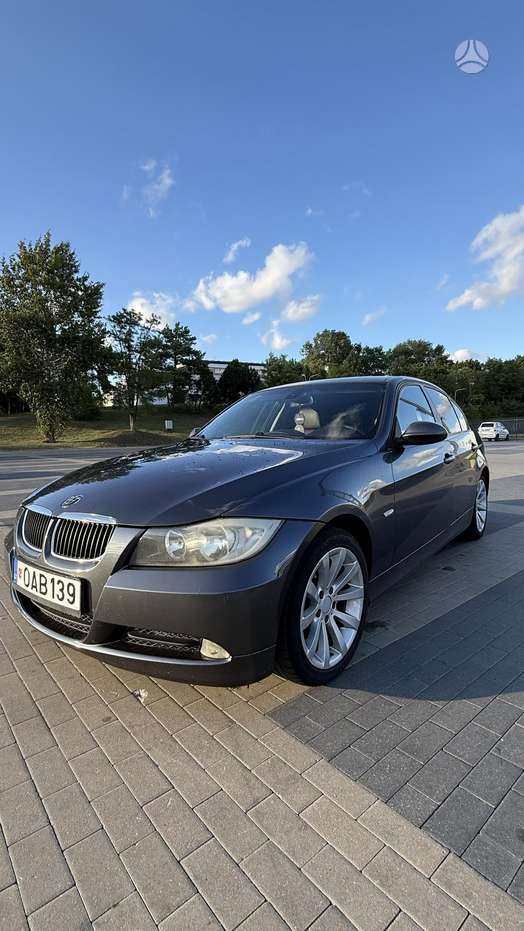 BMW 320, 2.0 l., Седан