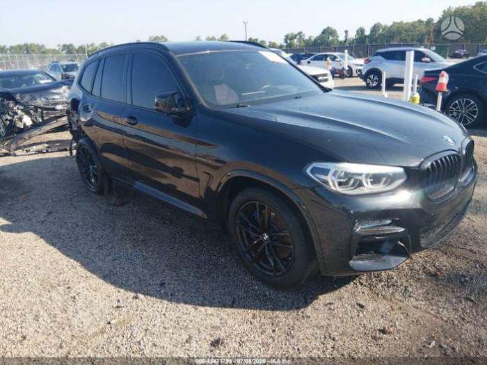 BMW X3, off-road / crossover