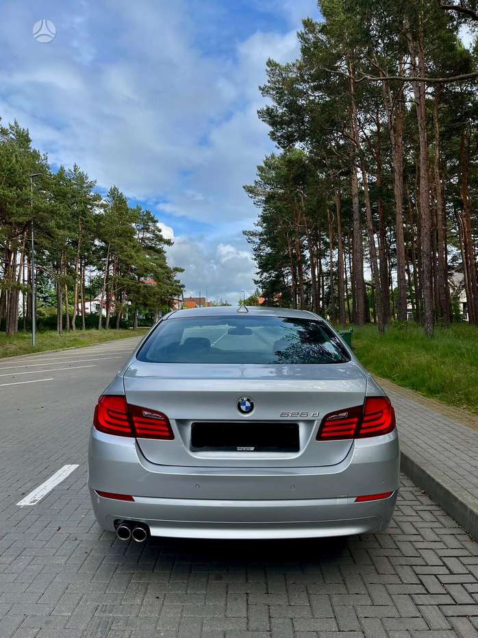 BMW 525, 3.0 l., Седан