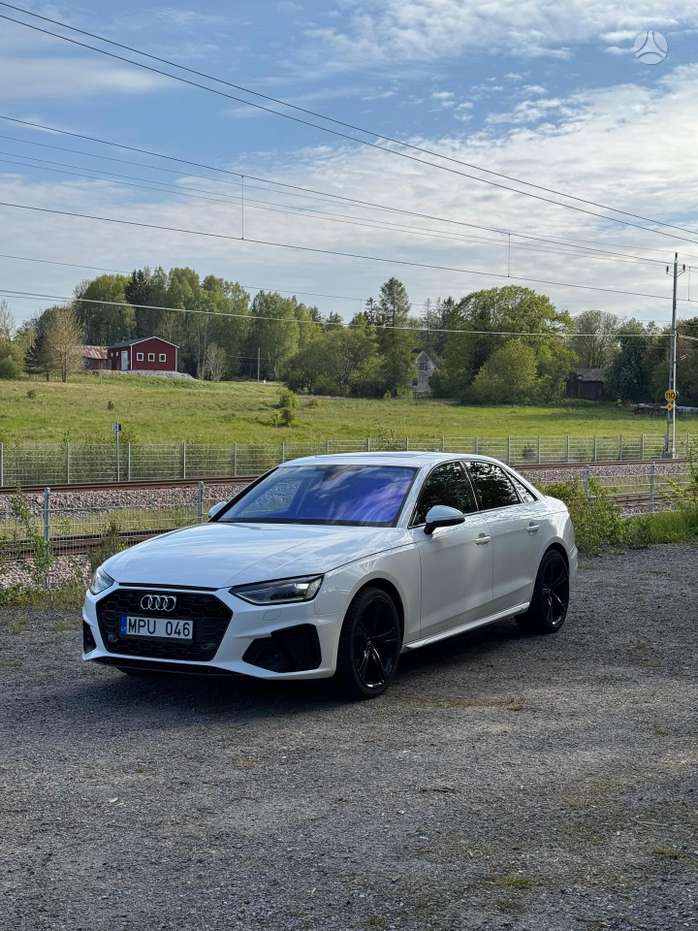 Audi A4, 2.0 l., Седан