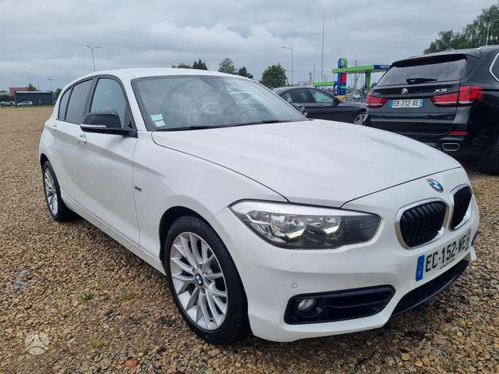 BMW 118, 2.0 l., hatchback