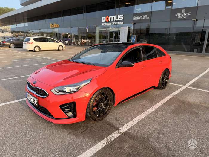Kia ProCeed, 1.6 l., Хэтчбек