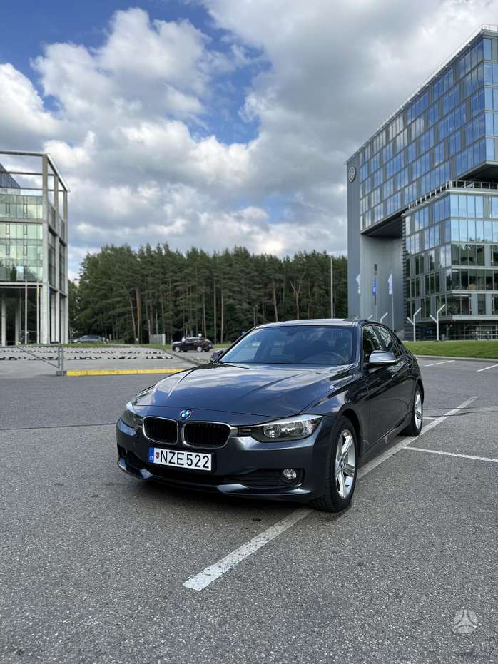 BMW 320, 2.0 l., Седан