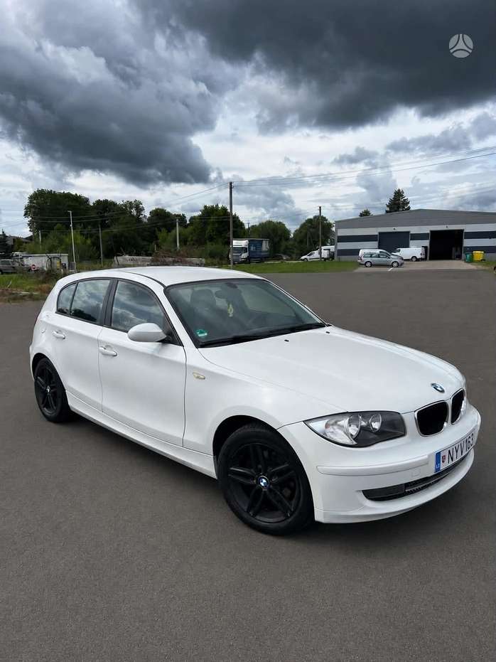 BMW 118, 2.0 l., Хэтчбек