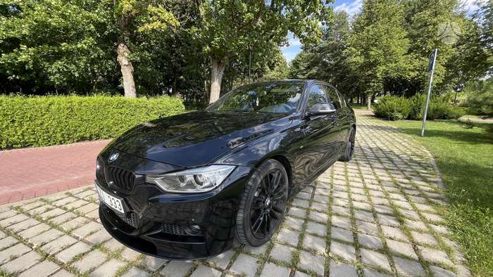 BMW 320, 2.0 l., Седан