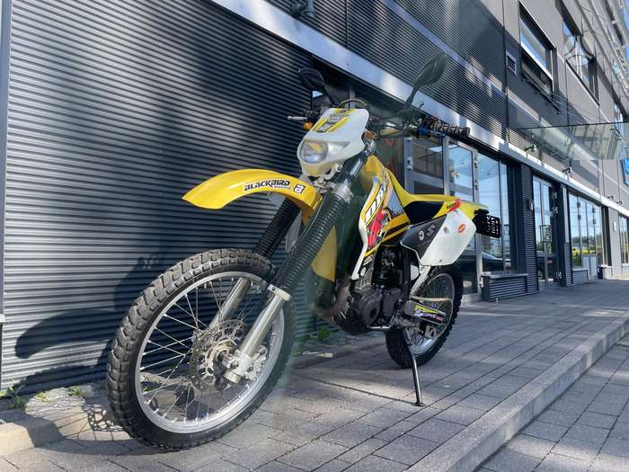 Suzuki DR-Z 400cc, enduro / adventure