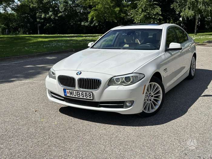 BMW 535, 3.0 l., Седан