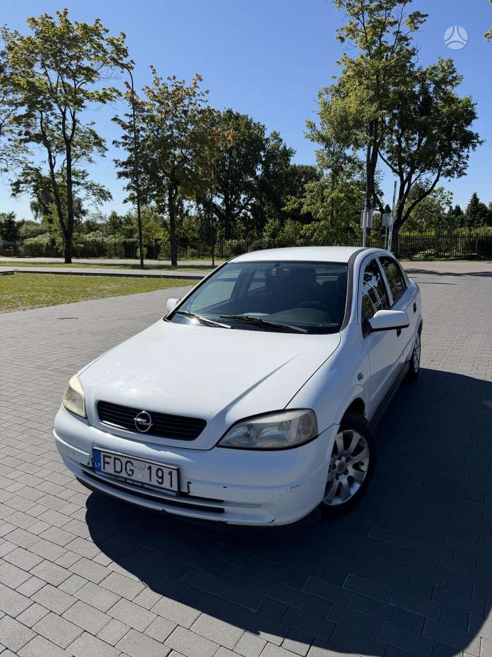 Opel Astra, 2.0 l., Седан