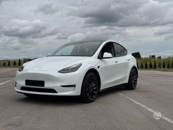 Tesla Model Y, 82 kWh, hečbekas