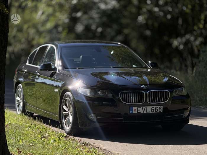 BMW 520, 2.0 l., Седан