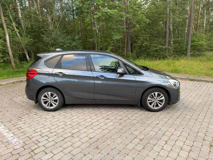BMW 216 Active Tourer, hatchback