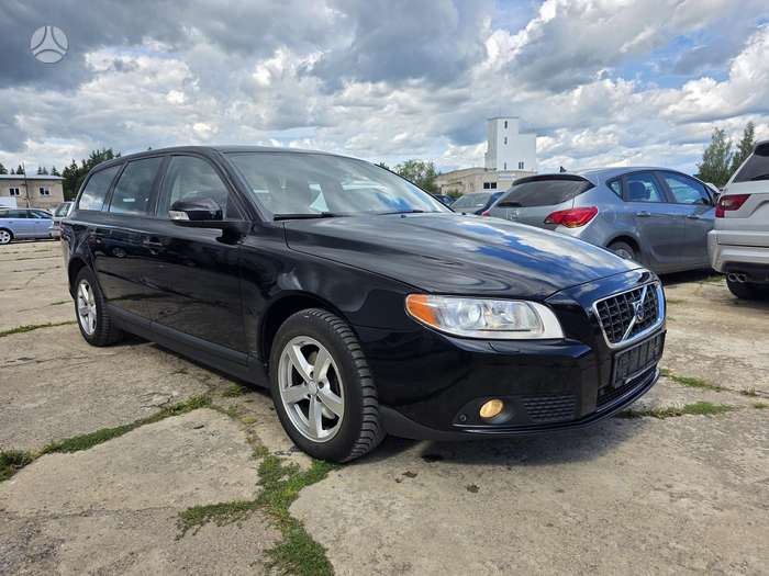 Volvo V70, 2.0 l., Универсал