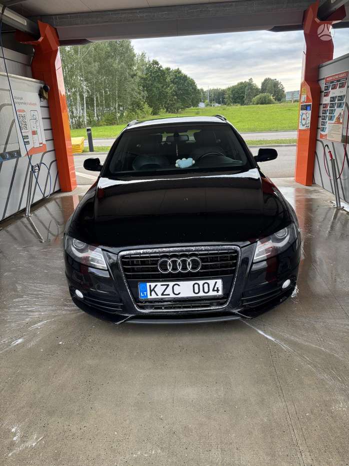 Audi A4, 2.0 l., Универсал