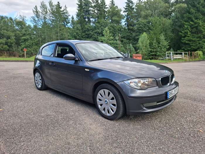 BMW 120, 2.0 l., hatchback