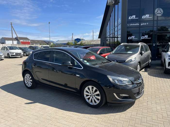 Opel Astra, 1.7 l., hatchback