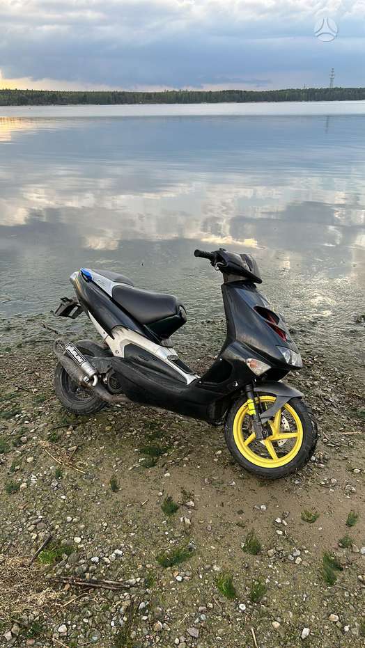 Aprilia SR 49cc, мотороллеры / мопеды