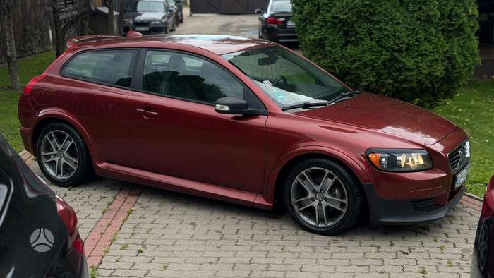 Volvo C30, 1.6 l., hatchback