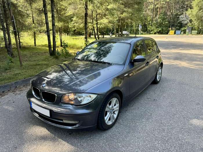 BMW 120, 2.0 l., hatchback