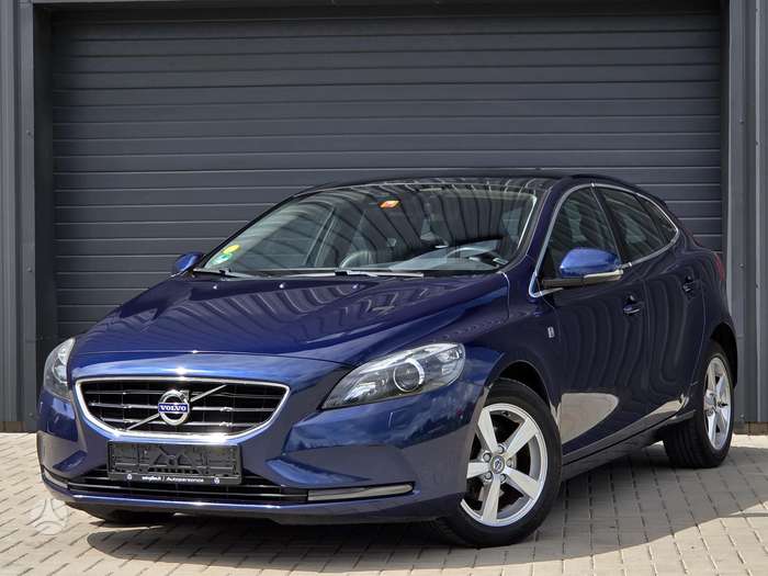 Volvo V40, 2.0 l., Хэтчбек