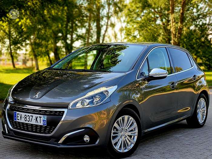 Peugeot 208, 1.2 l., Хэтчбек