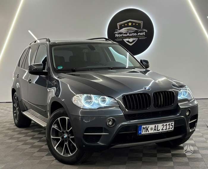 BMW X5, 3.0 l., off-road / crossover