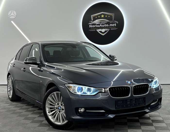 BMW 320, 2.0 l., saloon / sedan