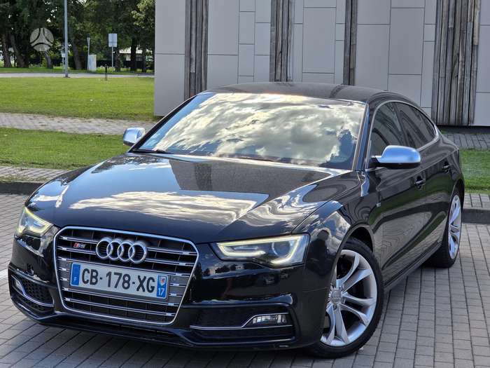 Audi S5, 3.0 l., Седан