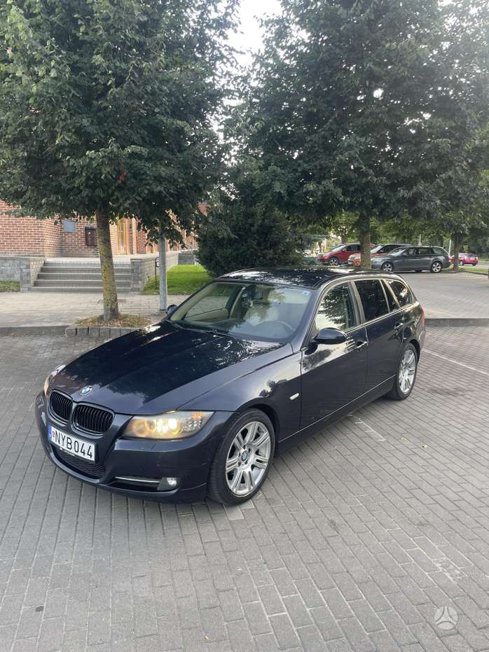 BMW 320, 2.0 l., universalas