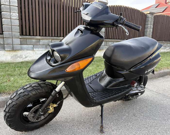 Yamaha Booster 49cc, мотороллеры / мопеды