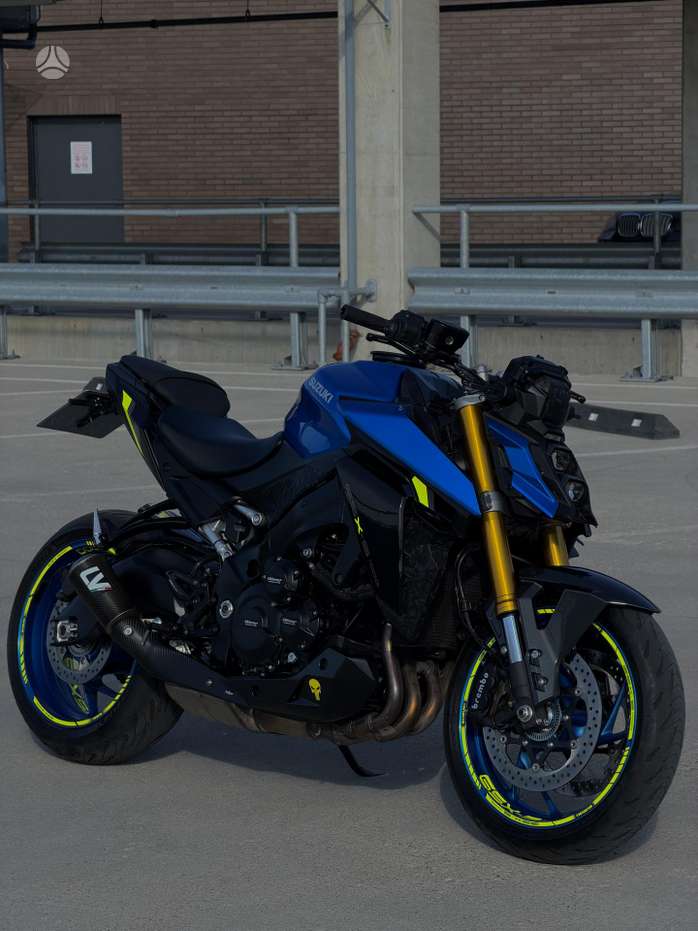 Suzuki GSX-S 1000cc, street / classic