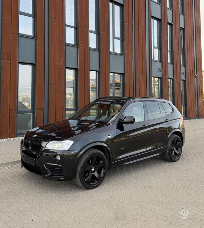 BMW X3, off-road / crossover