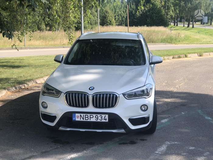 BMW X1, 2.0 l., Минивэн