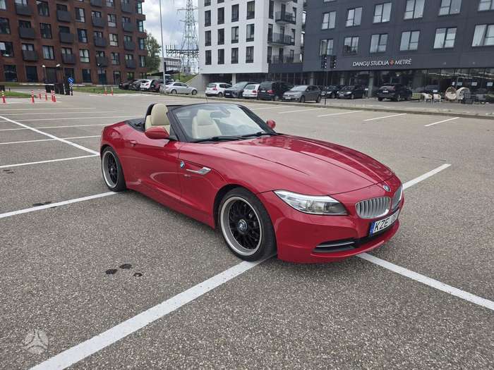BMW Z4, 2.0 l., convertible
