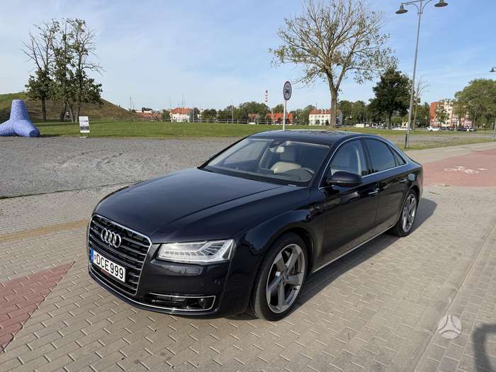 Audi A8, 4.0 l., Седан