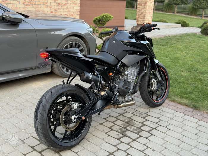 KTM Duke 799cc, street / classic