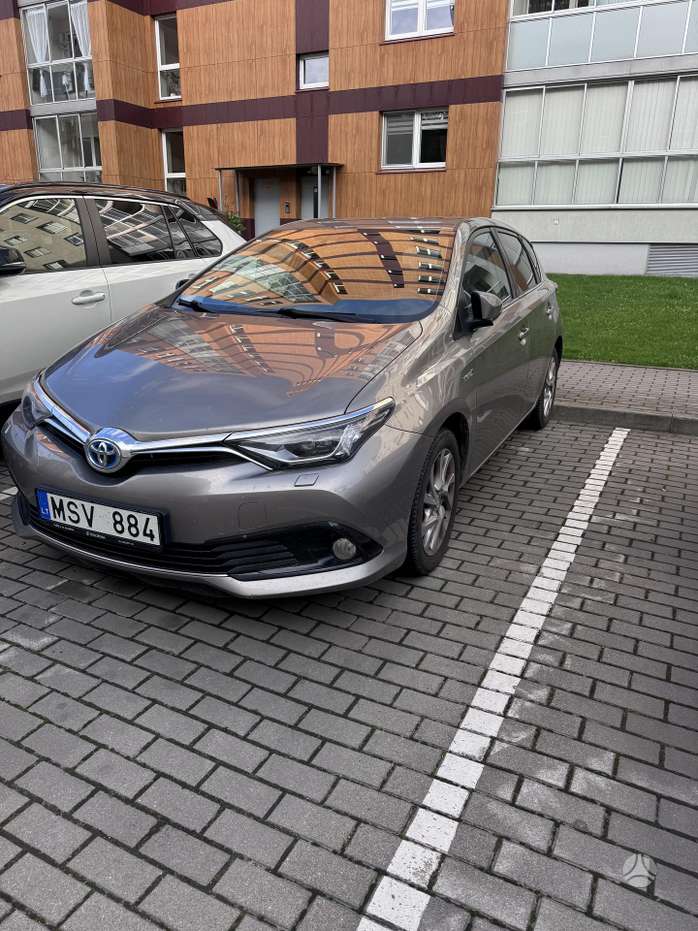 Toyota Auris, hatchback