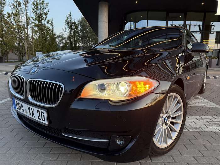 BMW 520, 2.0 l., Седан