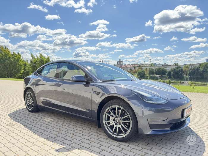 Tesla Model 3, 78 кВт·ч, Седан