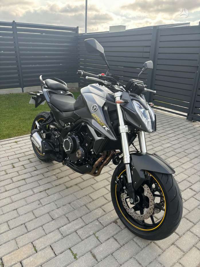 VOGE 500R 500cc, street / classic