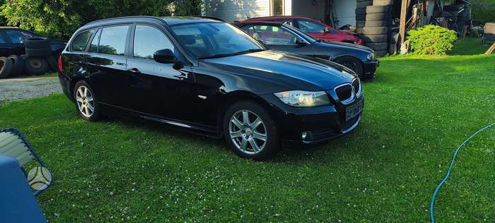 BMW 320, 2.0 l., universalas
