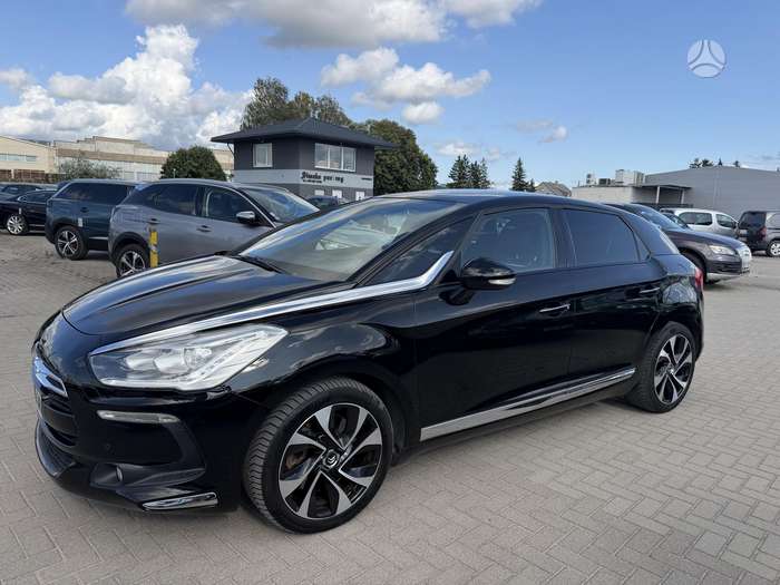 Citroen DS5, 2.0 l., hatchback