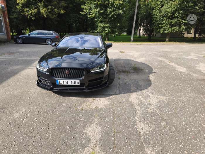 Jaguar XE, 2.0 l., Седан