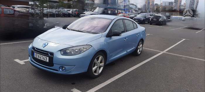 Renault Fluence, Седан