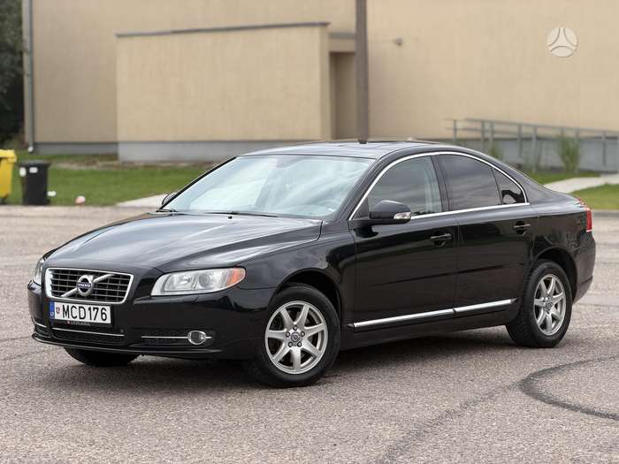 Volvo S80, 2.4 l., Седан