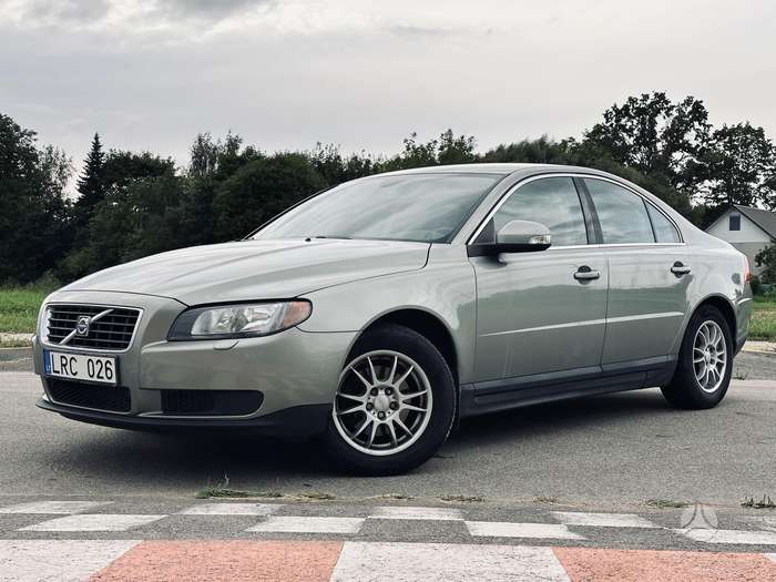 Volvo S80, 2.4 l., Седан