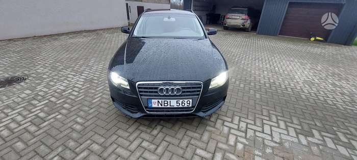 Audi A4, 1.8 l., Универсал