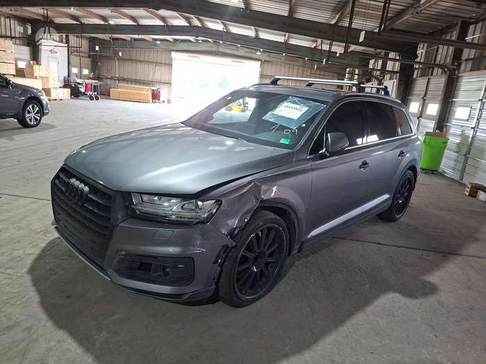 Audi Q7, 3.0 l., Внедорожник / Кроссовер